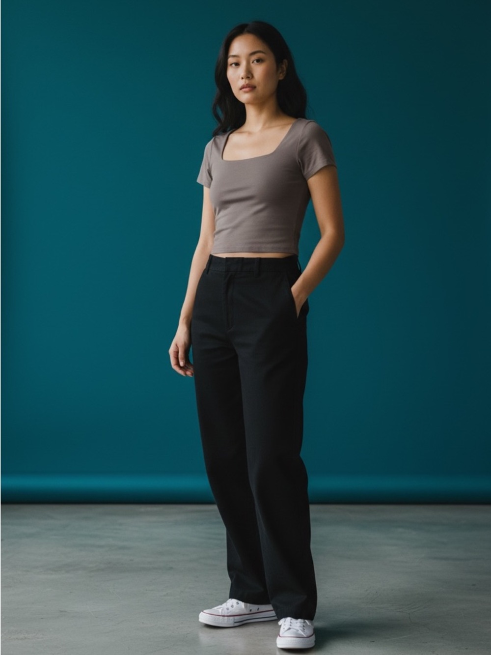 BABATON Contour Square Neck T-shirt